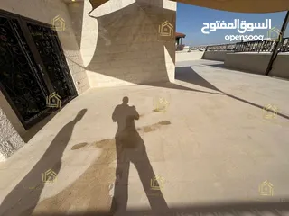  10 روف فارغ - عبدون - 5نوم 2ماستر - أرقى مناطق عبدون