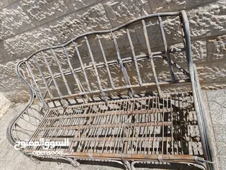  3 طقم كراسي خيزران خارجي بحالة جيدة