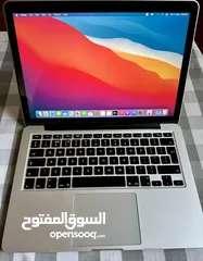  4 MacBook Pro (Retina13-inch 2015) used like new core i 5