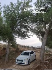  2 بيجو 301 موجوده في رام الله