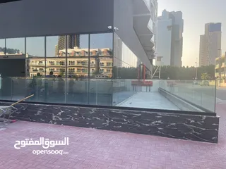  6 امتلك محلك التجاري بموقع حيوي استثماري متميز باعلي عائد ايجاري وسعر ممتاز