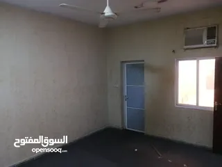  10 بيت للايجار في وادي الكبير قرب مسجد الكويتي
