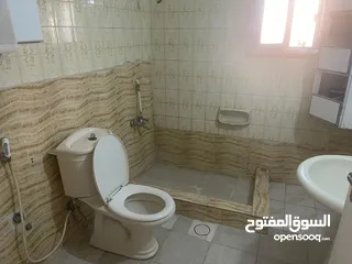  8 شقة للإيجار في جبل النزهه من المالك