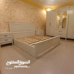  9 نجار متنقل ودهان  موبيليا بكافة أنواعها .....