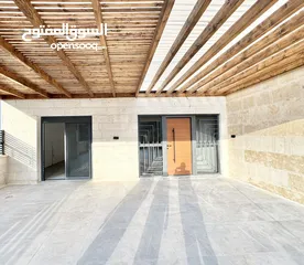  17 حديقة على مستوى الشارع  ومدخل خاص
