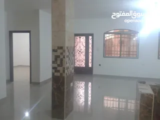  5 منزل مستقل غير مسكون