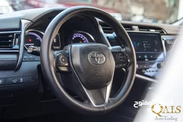  16 Toyota Camry 2019