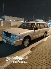  2 كراون ستيشن