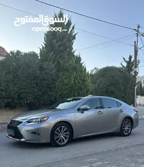  5 لكسز es300h بالكرتونة كرت ابيض للبيع المستعجل بسعر حرق