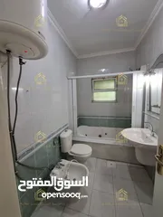  9 شقة فارغة - الرابية - 4نوم - 225م - حديقة - قرب الخدمات العامة - موقع هادئ ومميز