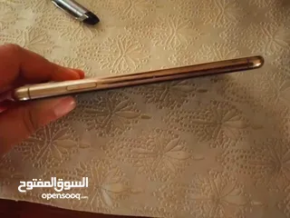  2 ايفون 11 برو ماكس ذهبي للبيع