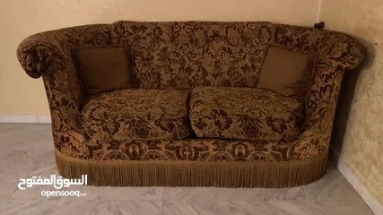  1 طقم كنب مستعمل بحالة ممتازه