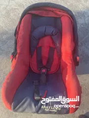  2 تخت وعربايه