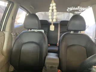  25 نيسان صني 2016 وكااالة فحص كامل 7 جيد  و فرش جلد و شاشة أصلية و اضافات اصلية بالكامل