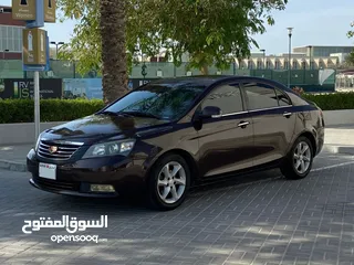  2 Geely EMGRAJD 7