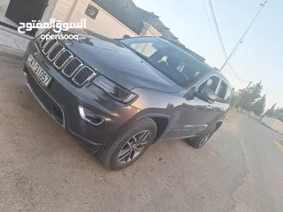  3 جيب جراند شيروكي لميتد 2017 لون فيراني مميز فحص كامل فل الفل بانوراما لمتيد أعلى صنف بالاضافات بسعر
