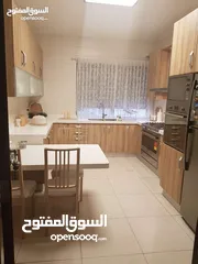  5 عبدون شقه مفروشه للايجار 230 م الطابق الثاني