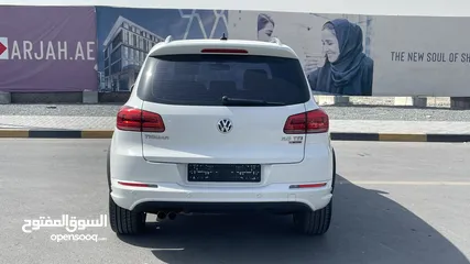  8 Volkswagen Tiguan 2.0 TSI Elegance 2016