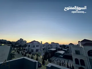  9 فيلا طابقين وروف للبيع الراهبات الورديه