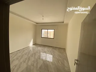  9 شقق فاخرة و سوبر ديلوكس للبيع في سحاب بمساحة 145 متر