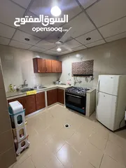  8 غرفه وصاله ببناية بالخوير مقابل بنك مسقط وجميع الخدمات 1bhk apartment in elkwer