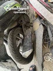  3 سكوتر Qj للبيع كاش بحاجة إلى صيانة