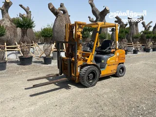  4 Mitsubishi 5 tons Forklift for sale model 2010. Good condition.