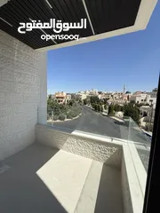  4 شقة مميزة موقع مميز