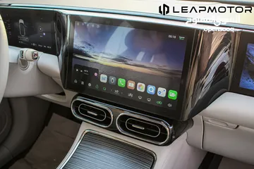  17 Leapmotor C11 2023  الكهربائية بالكامل بمدى 500 كلم