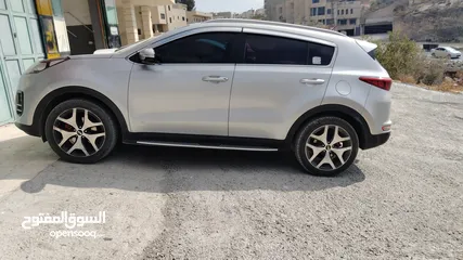 4 كيا سبورتاج 2017