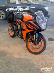  6 دراجة Ktm rc 200