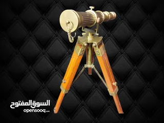  2 منظار نحاس مع قواعد خشبيه
