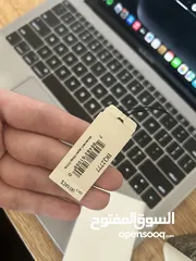  6 ساعة فوسيل رجاليه باللون الازرق الفاتح(ارتكوازي) اصليه جديدة من خارج الاردن
