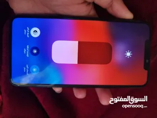  1 ايفون 11 برو ماكس مكفول ومناسب