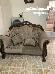  1 طقم كنب عشر مقاعد ثقيل مع معرض تلفزيون مع طاولات