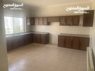  1 شقة فارغة للايجار مميزة في منطقة الشميساني