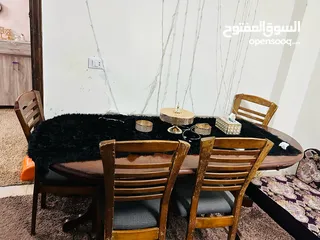  2 طاوله سفره مع اربع كراسي