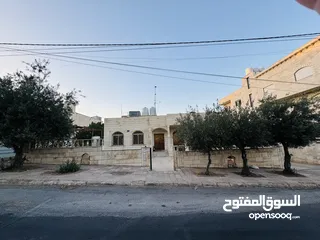  6 منزل مستقل للبيع من المالك مباشره بسعر الأرض والسعر قابل للتفاوض بعد المعاينه للجادين
