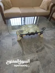  3 طاولة رخام وحديد للبيع اشتريتها