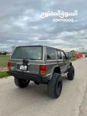  5 Jeep Cherokee