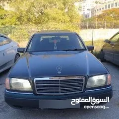  14 سيارة مرسيدس c220 للبيع بسعر مغري موجودة بنابلس