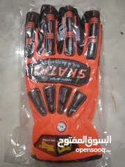  3 قفازات السلامة safety gloves
