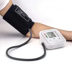  16 جهاز قياس ضغط الدم الناطق الإلكتروني و نبضات القلب مع وظيفة الصوت شاشة LCD كبيرة جهاز الضغط دم ناطق