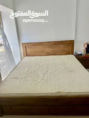  2 For Sale: Used Boomerang 3-Piece    Bedroom Set in good condition!  غرفة نوم كينج مستعملة للبيع!