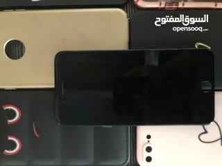  8 ايفون 8 plus للبيع او البدل على احدث مع زيادة الفرق