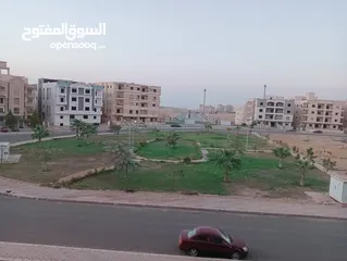  2 شقه للبيع في مدينه الشروق المنطقه الرابعه 225م