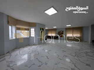  5 معرض تجاري للايجار في منطقة هادئة في خلدا، بمساحة اجمالية 720م