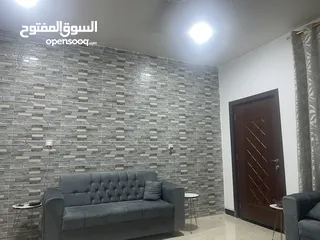  1 بيت بناء حديث درجة اولى موقع متميز جدا جدا قريب لشارع المطار