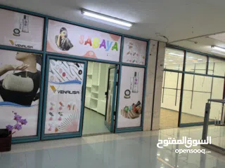  2 محلين للبيع خلو بسعر مغري جدا