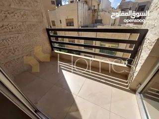  5 شقة طابق اول للبيع في جبل عمان بمساحة 105م